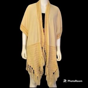 Jodifl Retro 1970s Ivory Western Boho Sweater Fringe Poncho Kimono